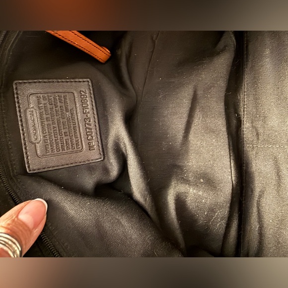 COACH CHELSEA Vintage (F10892) Pebbled Leather Tote Bag Black EUC - Picture 14 of 16